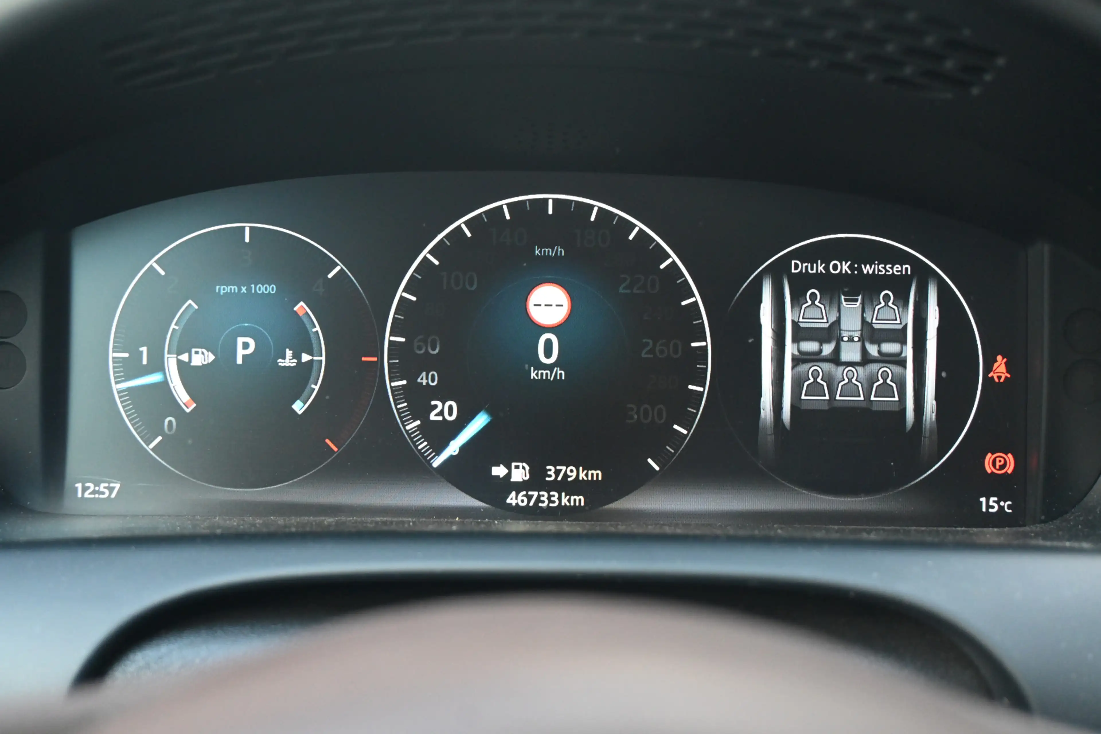 Jaguar XJ 3.0 D Premium Luxury — photo 29