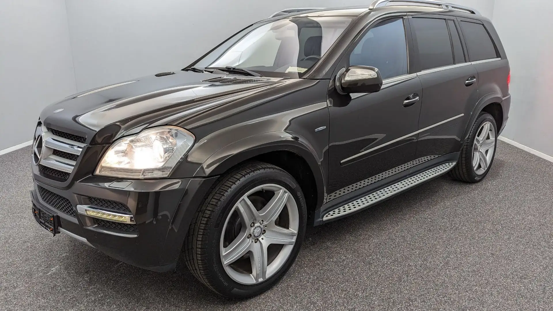 Mercedes-Benz GL 350 BT 4M*AMG LINE*21"*ILS*EURO6*COMA*7 SITZE Bruin - 1