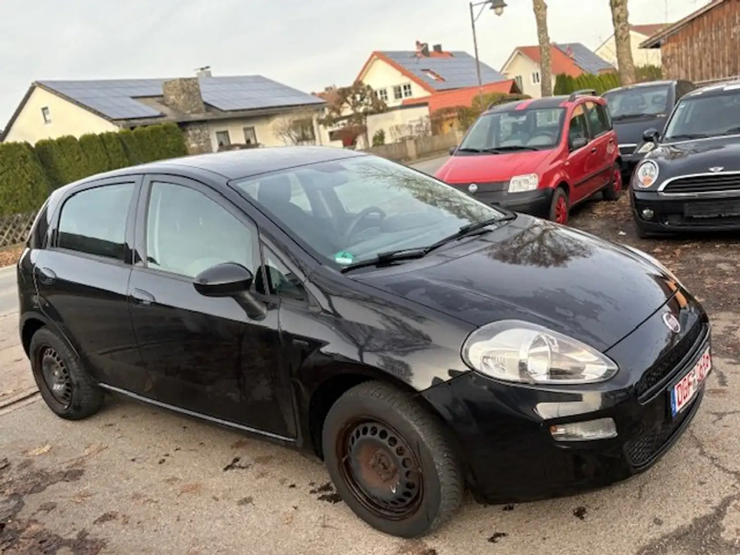 Fiat Punto Pop Euro 5 Schwarz - 1
