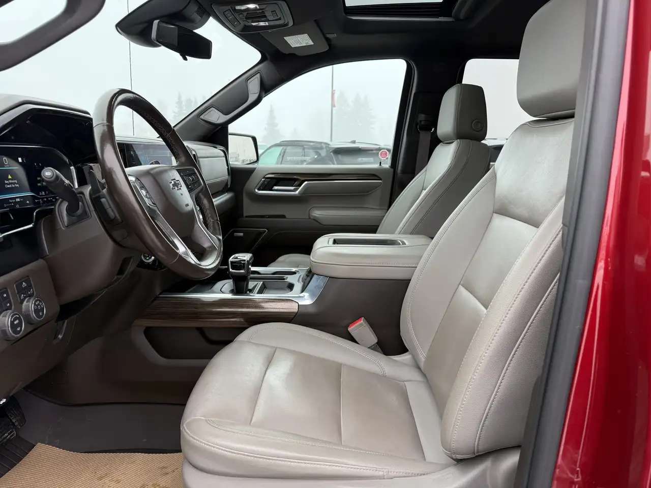 Chevrolet Silverado 1500 снимка Chevrolet Silverado 1500