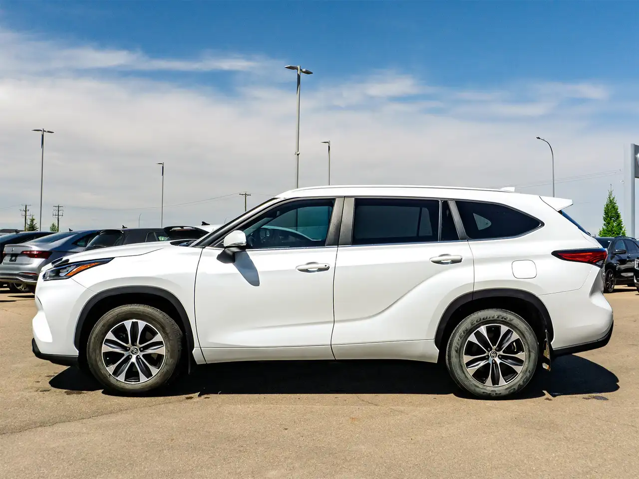 Toyota Highlander снимка Toyota Highlander