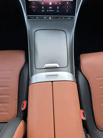 Mercedes-Benz 220 view 14