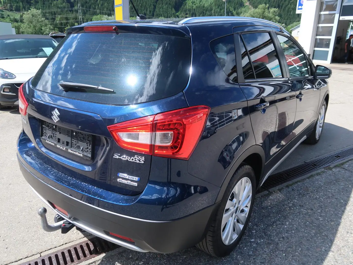 Suzuki SX4 S-Cross SX4 S-Cross 1,4 Hybrid ALLGRIP shine + AHV Blau - 2
