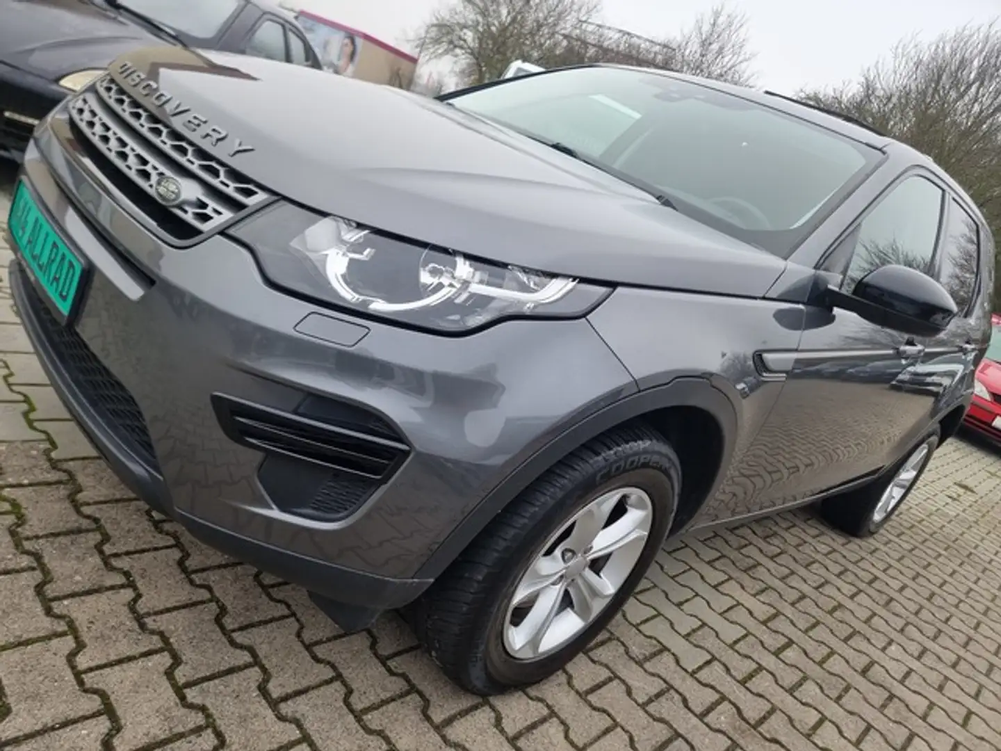 Land Rover Discovery Sport AWD 4x4 ALLRAD Сірий - 1