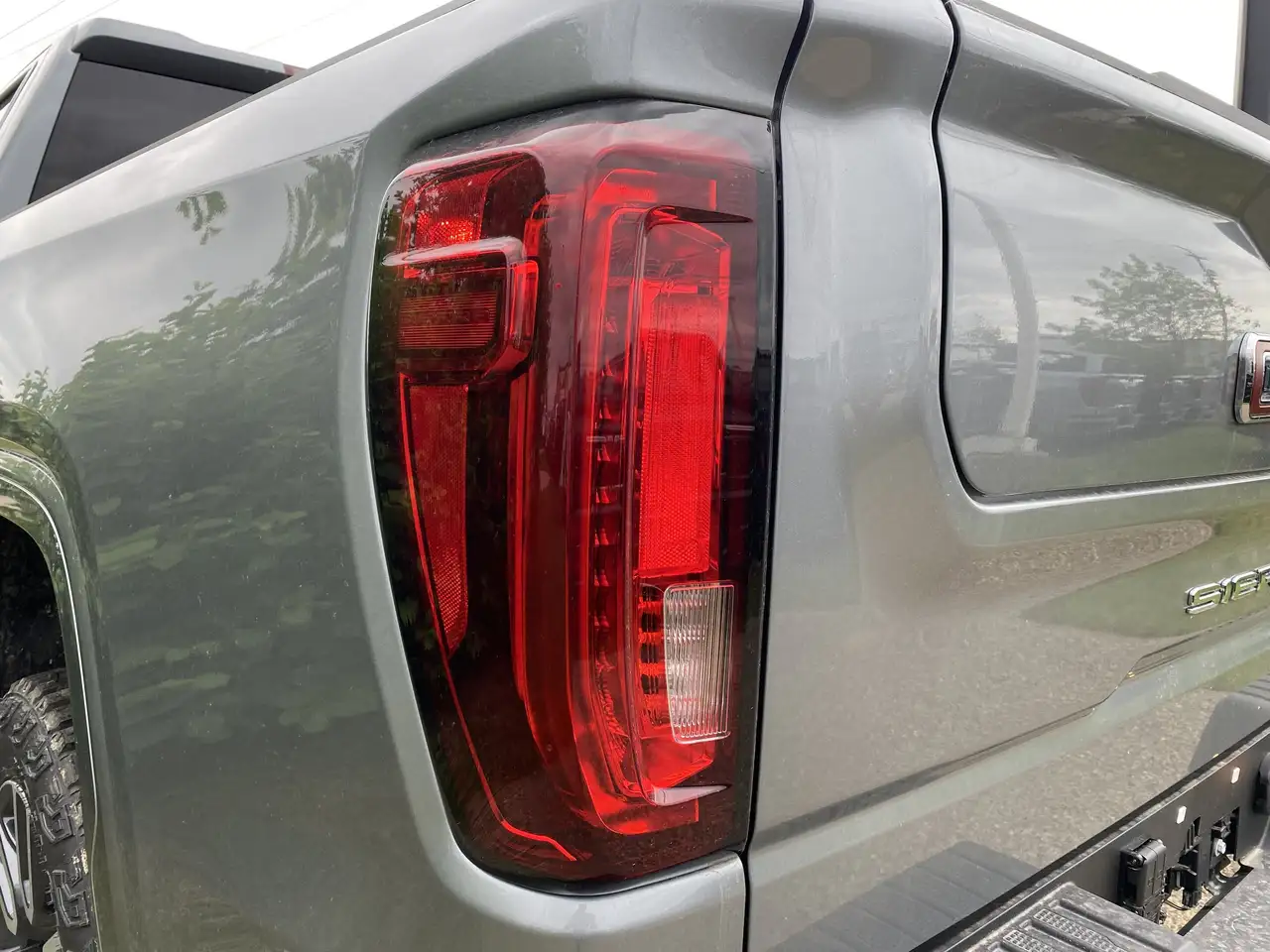 GMC Sierra 1500 снимка GMC Sierra 1500