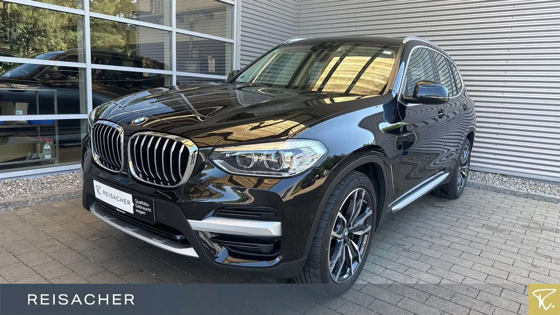 BMW X3 xDrive 30dA  X-Line Navi AHK HUD RüKa LED 20" Schwarz - 1