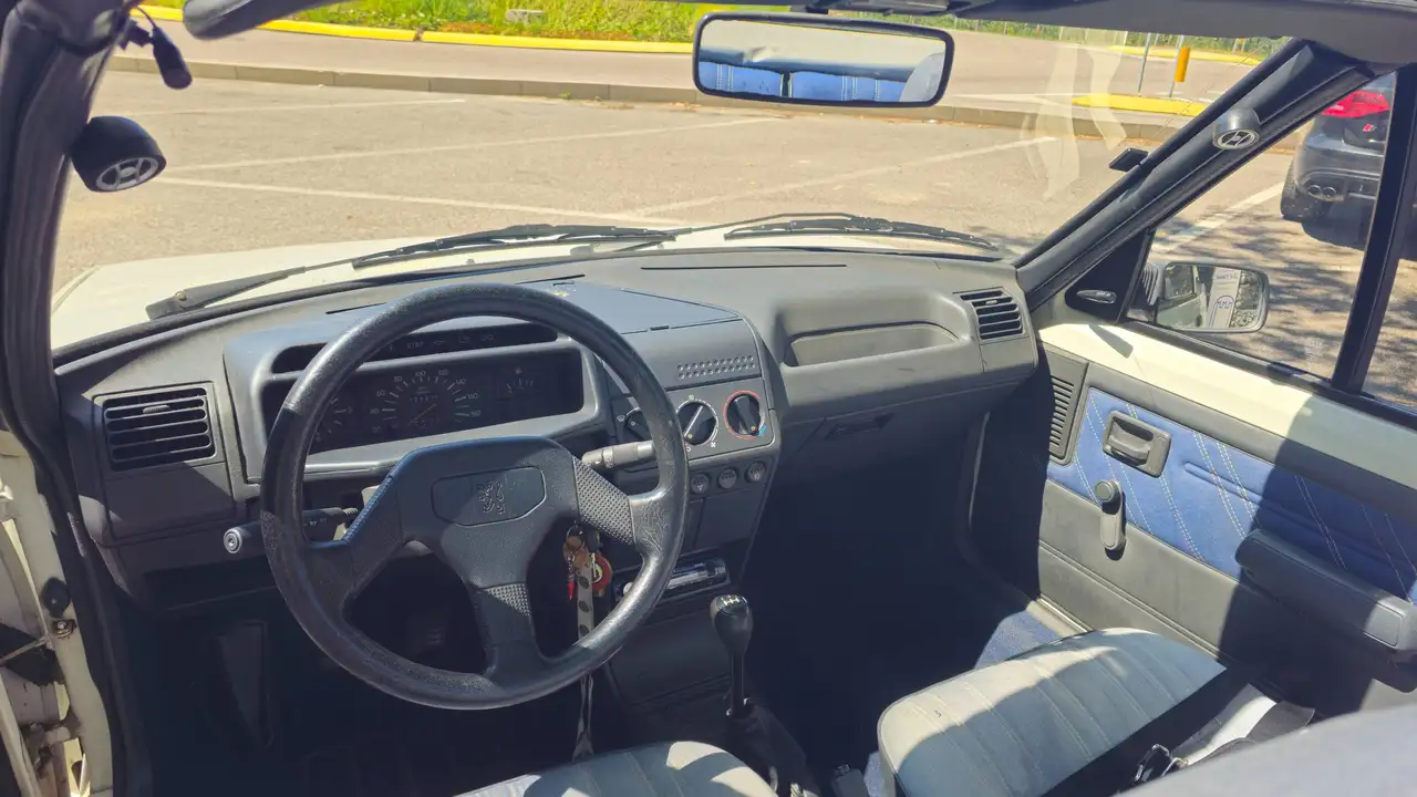 Peugeot 205 Cabrio 1.1 Junior, foto 7