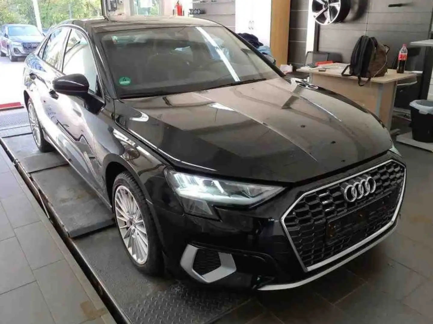 Audi A3 Limousine 35 TFSI Adv. S tr. Navi*LED*ACC*SHZ Schwarz - 2