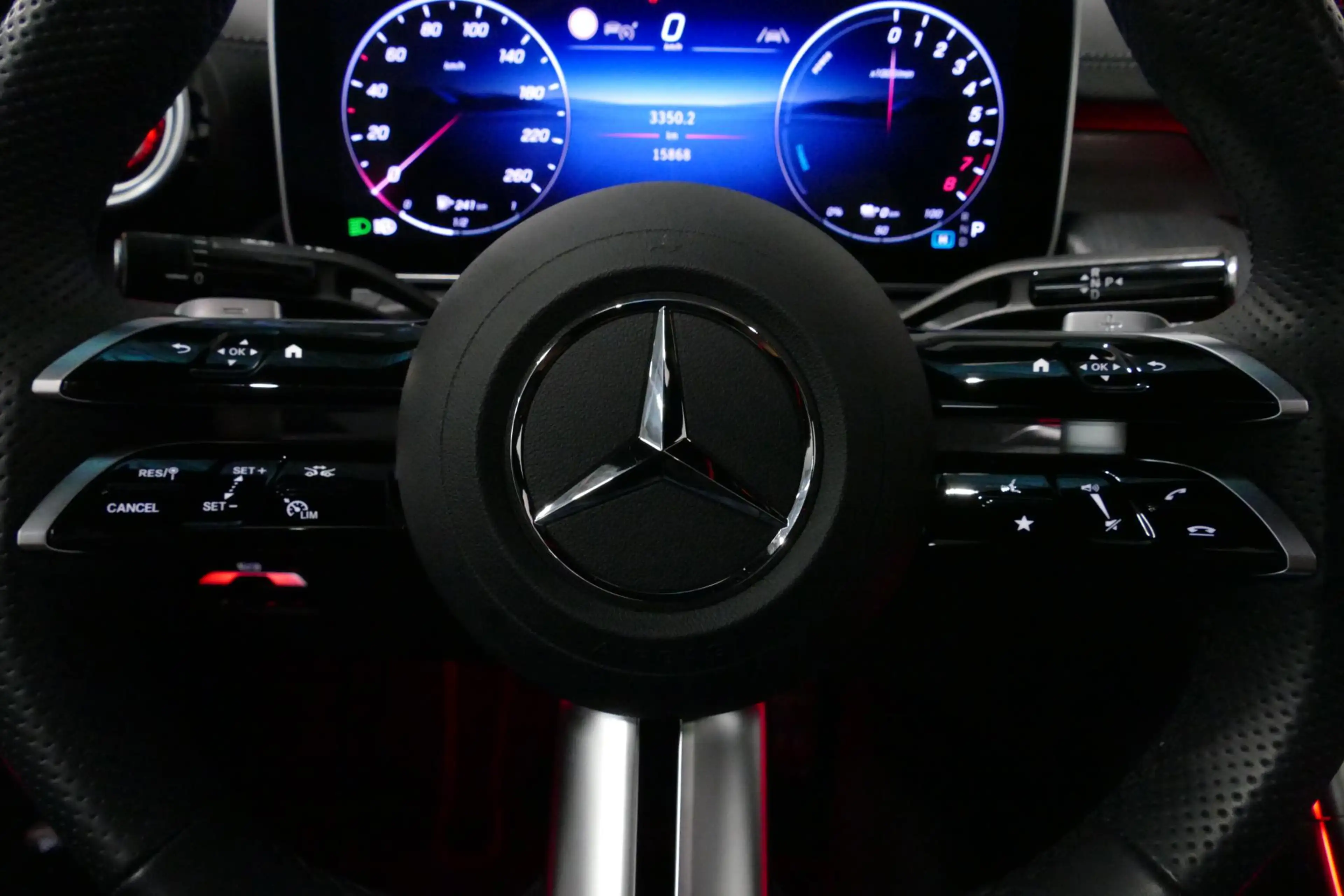 Mercedes-Benz CLE 300 Coupé e AMG Line / CLE 53 AMG Look / CLE 53 AMG Di — photo 25