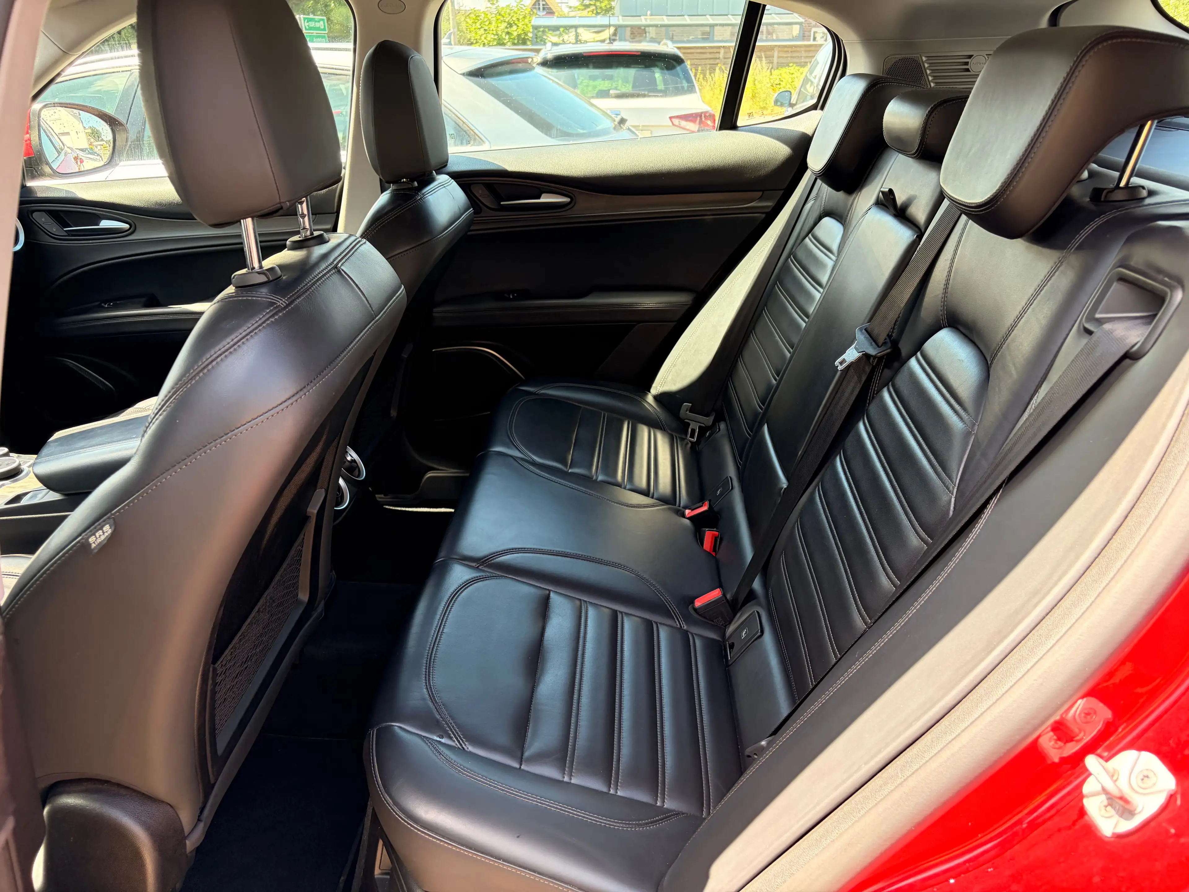 Alfa Romeo Stelvio Super Q4 Navi,Leder,Kamera,DAB, — photo 10