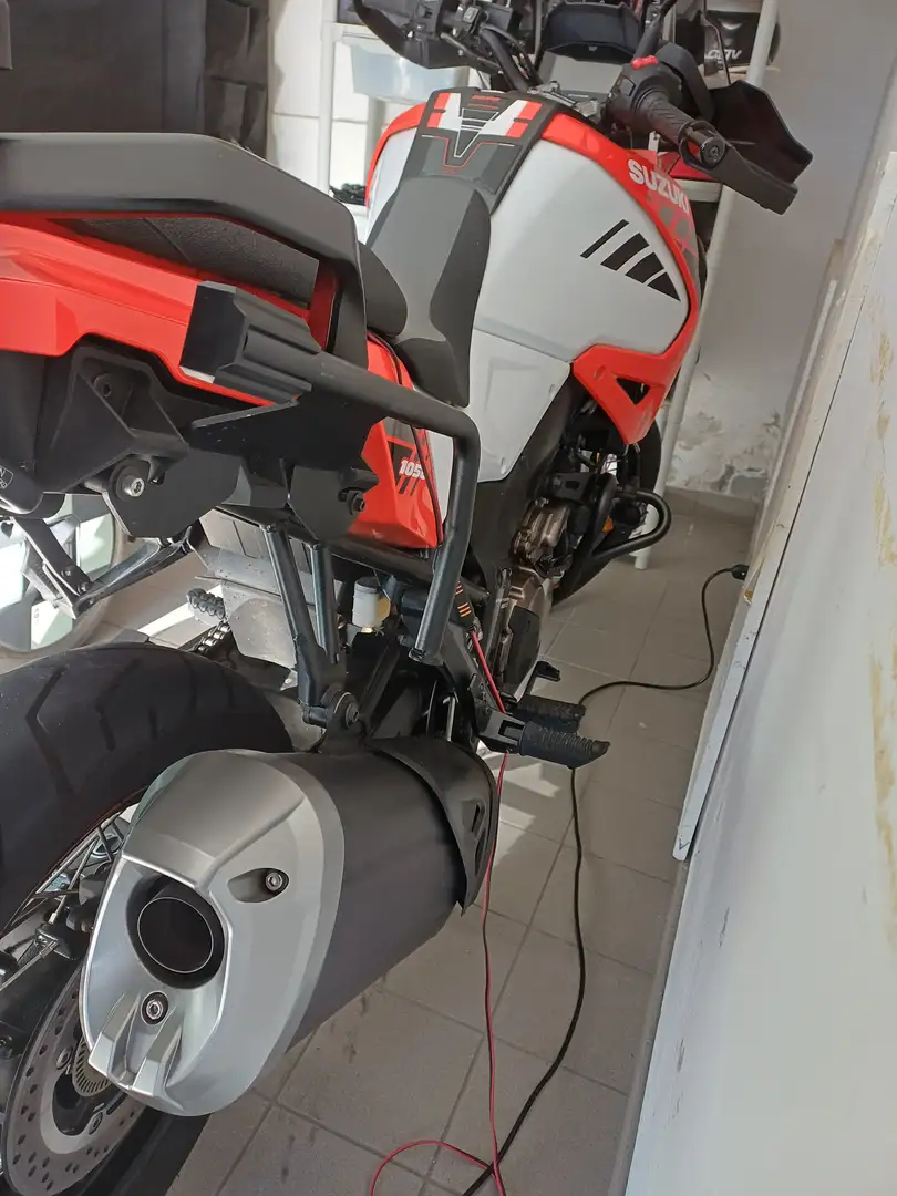 Suzuki V-Strom 1050 XT Blanco - 2