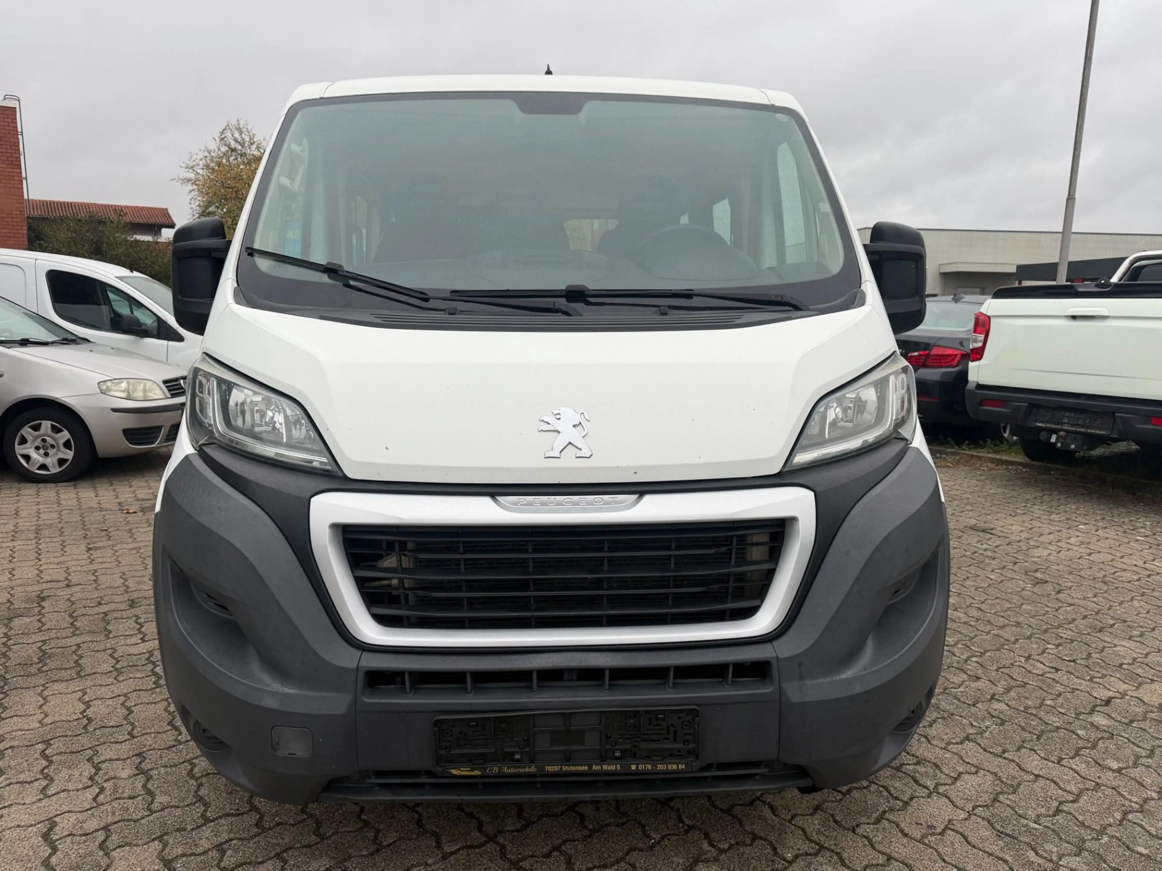 Peugeot Boxer Luxusbus 3000 L1H1 2,0 BlueHDi — photo 2