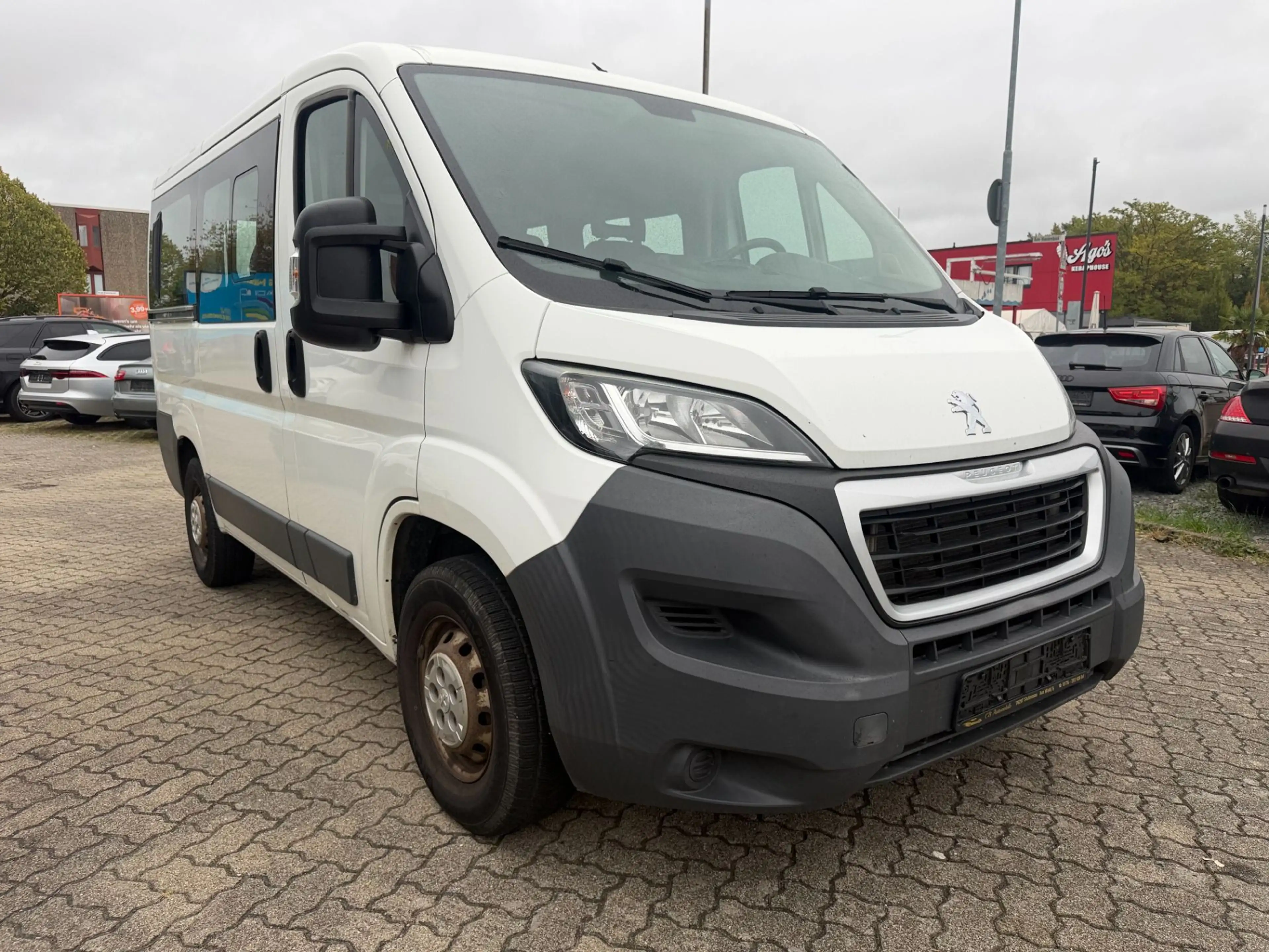 Peugeot Boxer Luxusbus 3000 L1H1 2,0 BlueHDi — photo 9