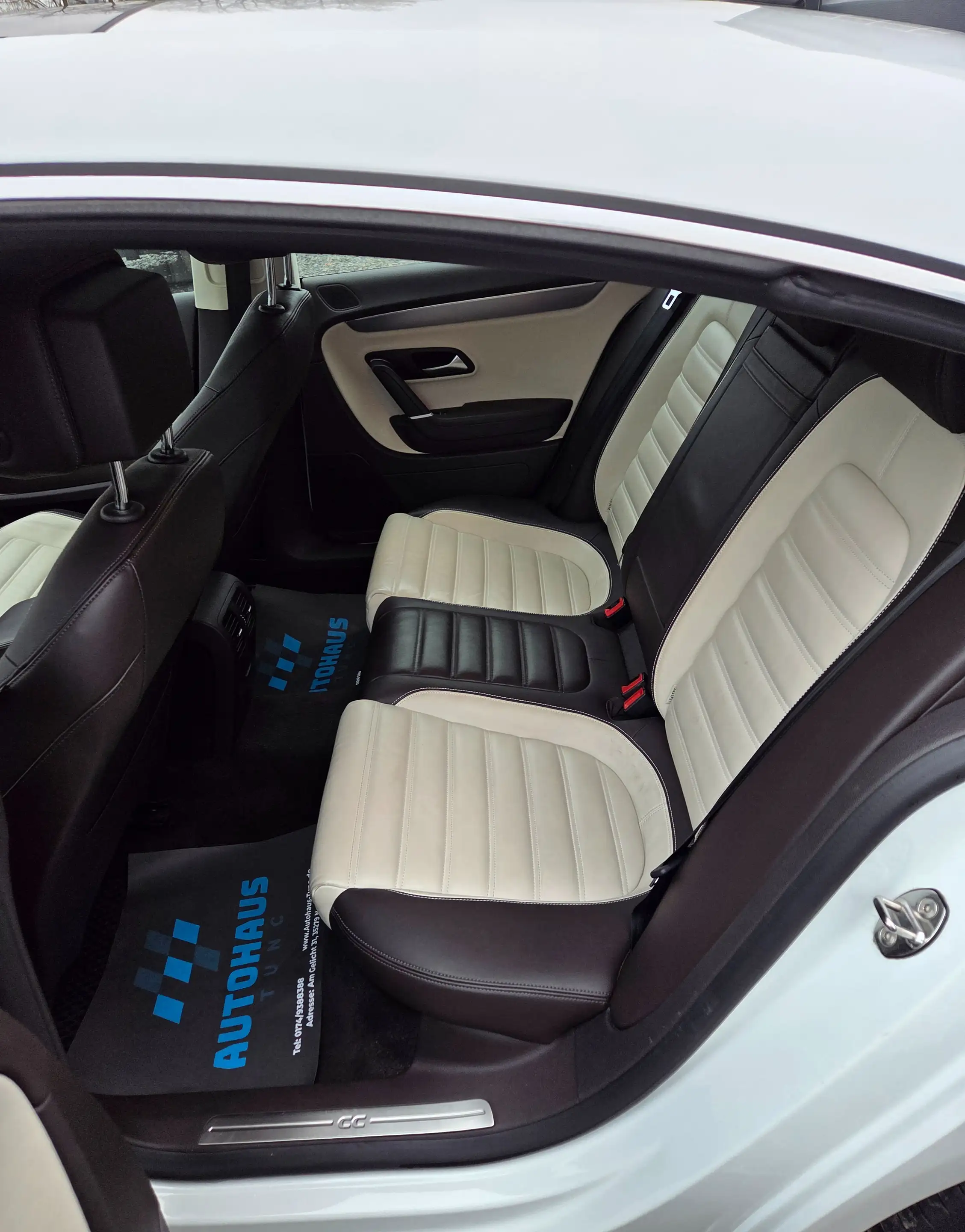Volkswagen CC Bi-Xenon, Leder, Navi, Panorama, Tempomat, LM-Felg — photo 9