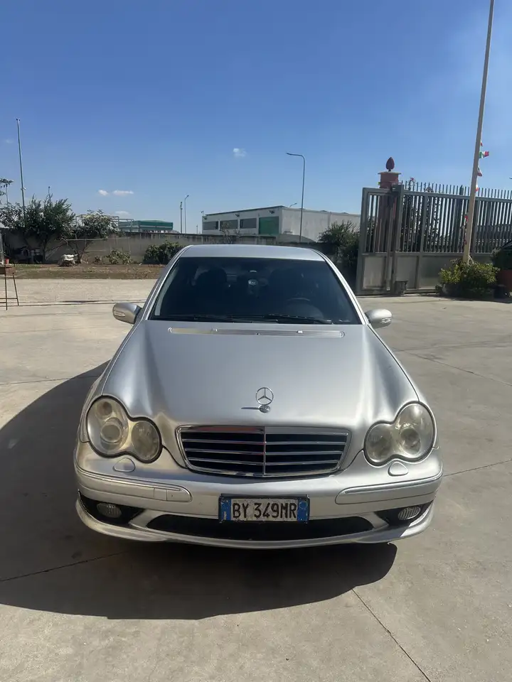 Mercedes-Benz C 220