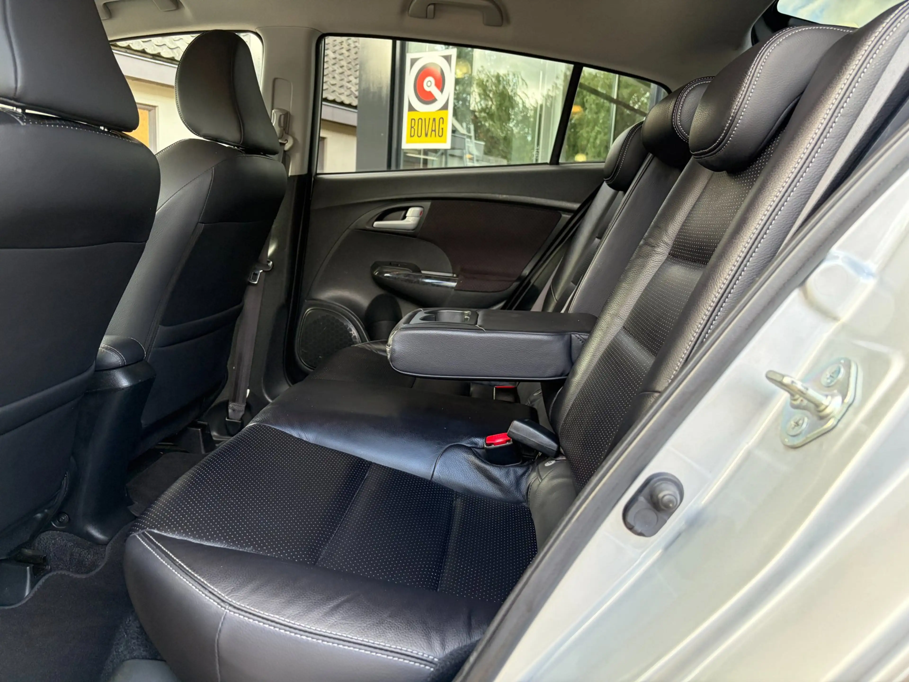 Honda Insight 1.3 Executive Aut. Leer Navi Clima Cruise Park.Sen — photo 21