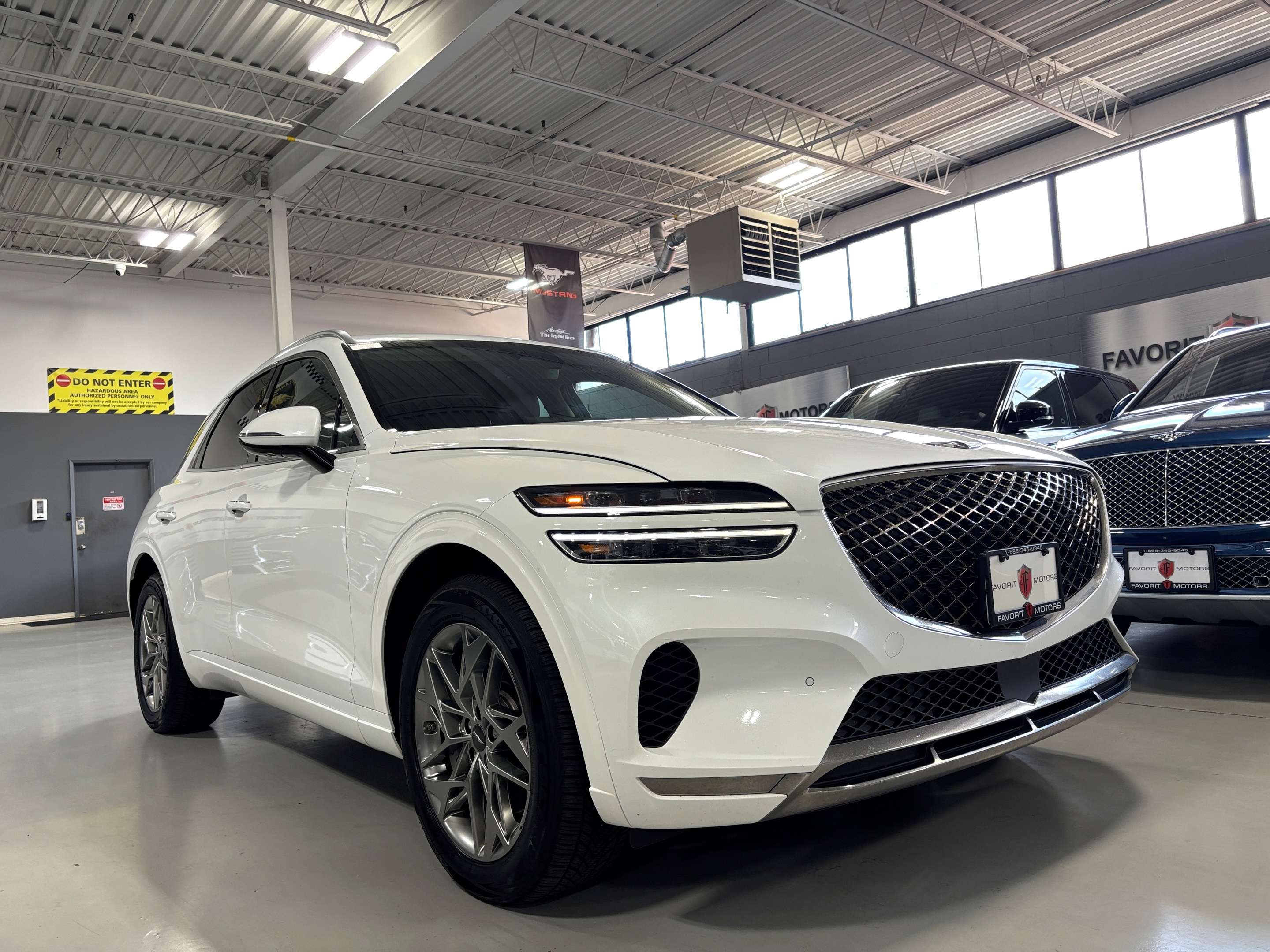 2025 Genesis GV70