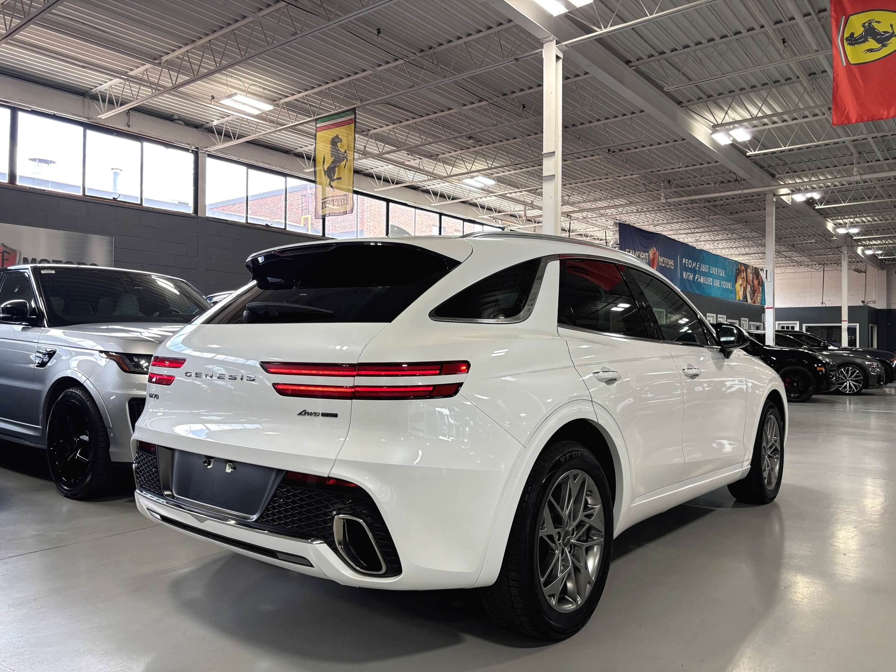 2025 Genesis GV70