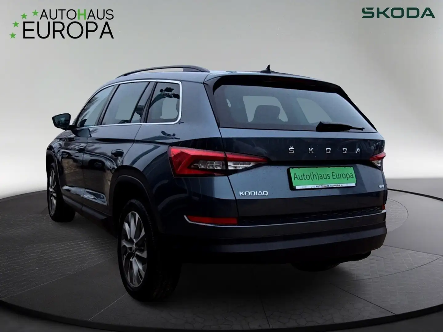 Skoda Kodiaq 2.0 TSI DSG 4x4 Clever ACC Navi Kam Virt.Cockpit L Grau - 2