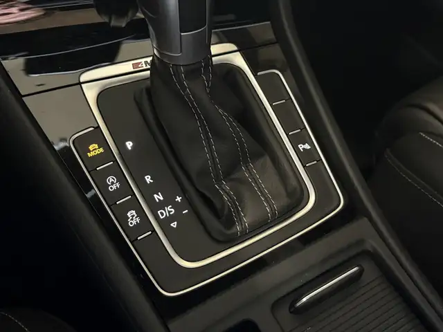 Volkswagen Golf view 19