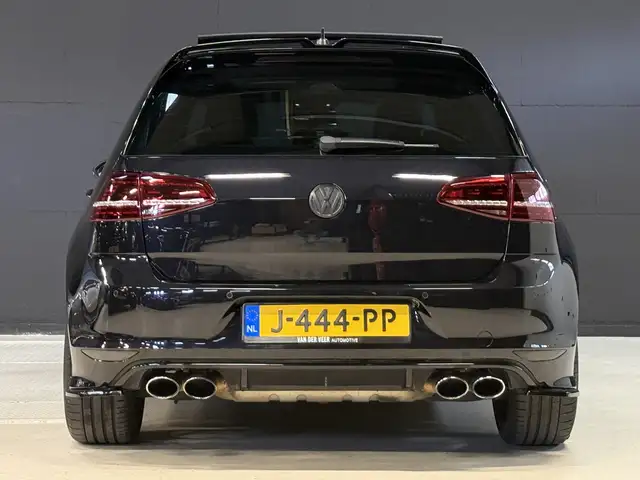 Volkswagen Golf view 14