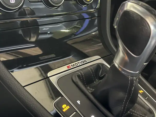 Volkswagen Golf view 18