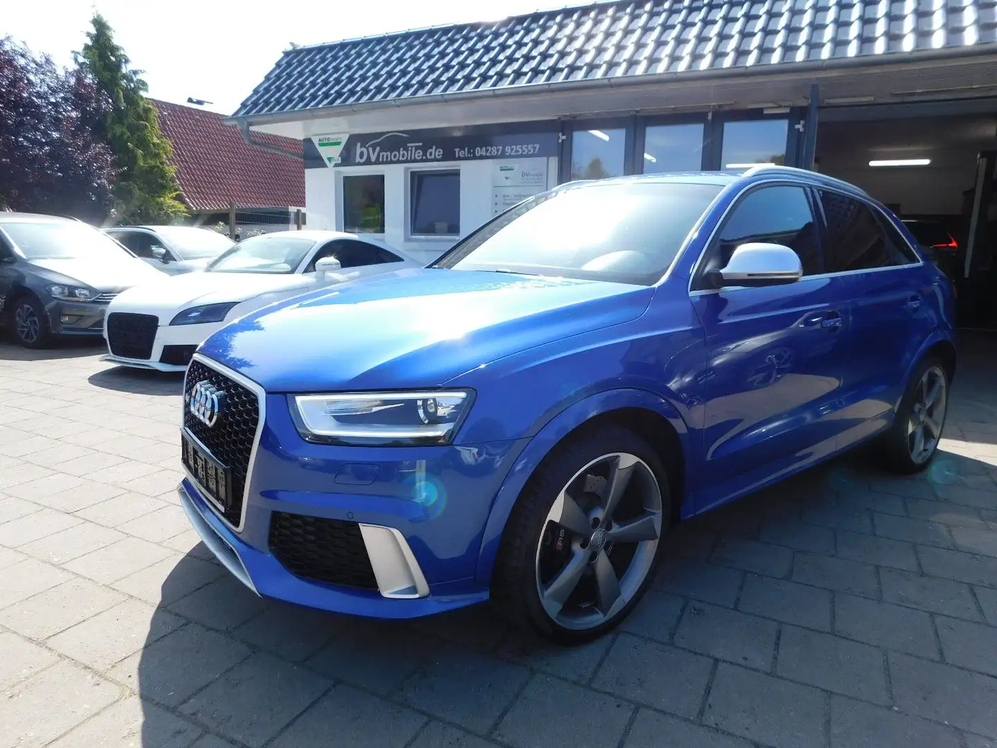Audi RS Q3 RS Q3 2.5 TFSI quattro Blau - 1