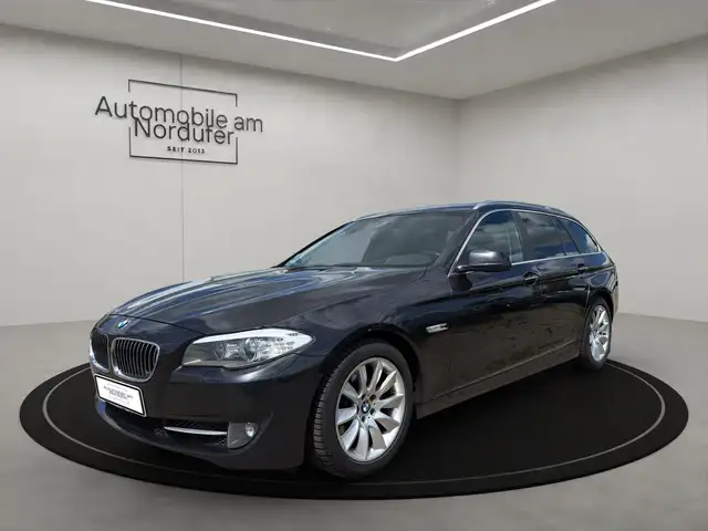 BMW 530 d touring-2Hand-Scheckheft-Leder-Navi-AHK-BiXenon