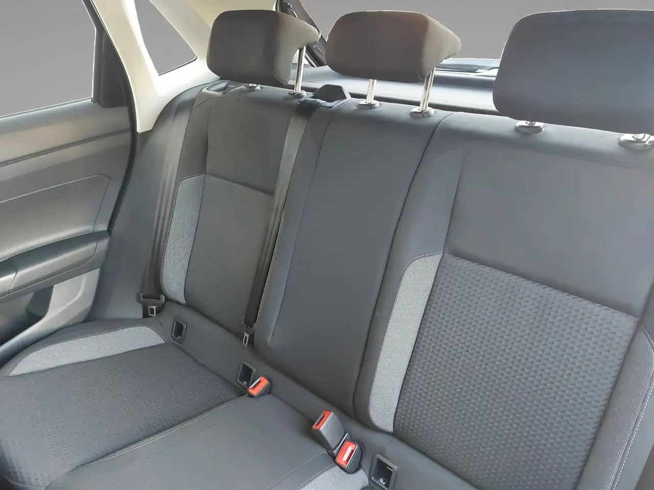 Volkswagen Polo 4Me 19