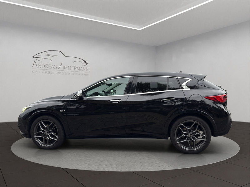 Infiniti Q30 2.2 d AWD Sport — photo 3