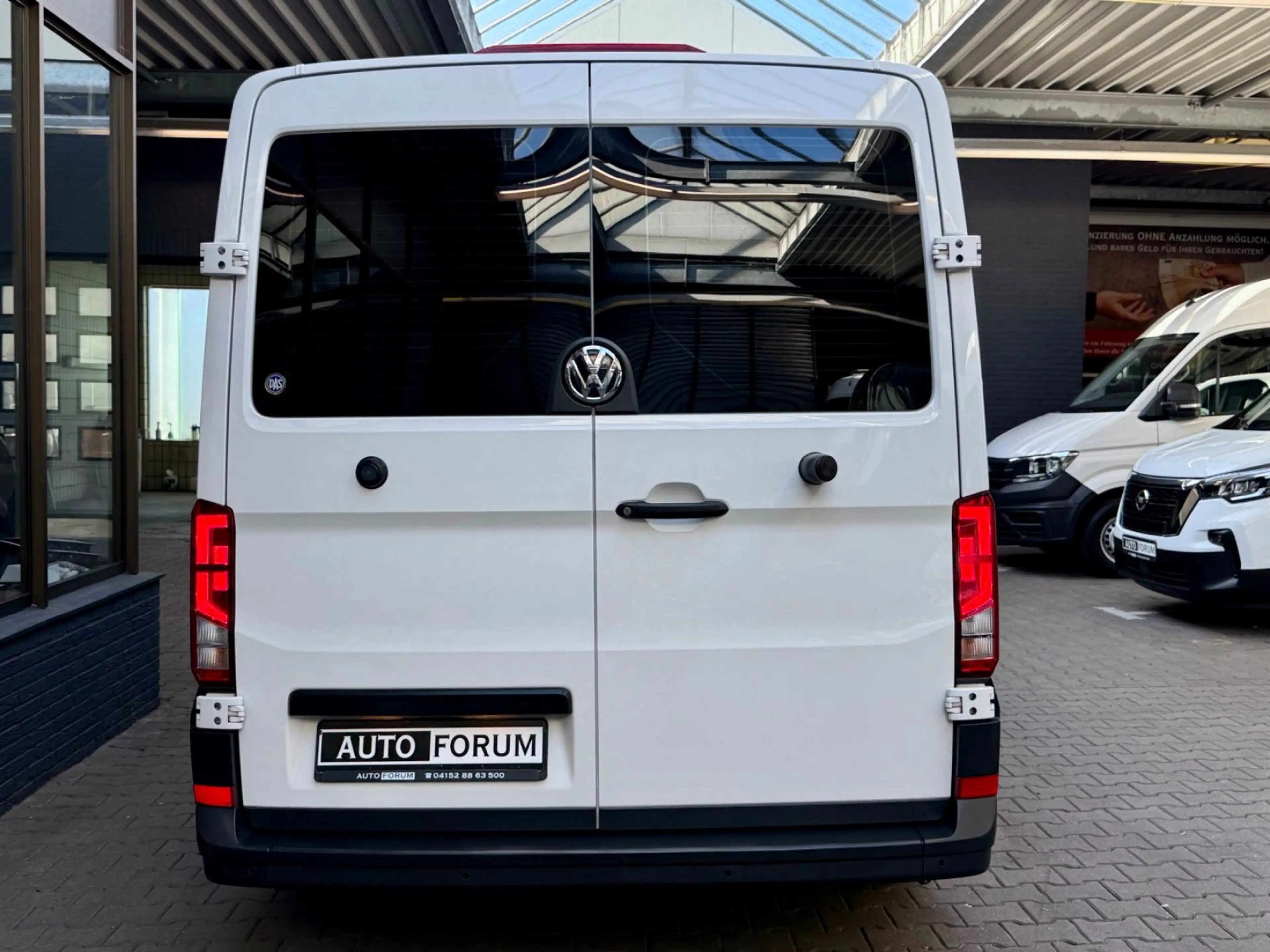 Volkswagen Crafter 2.0 TDI L3H2 AUTOMATIK STANDHZG LED NAVI — photo 7