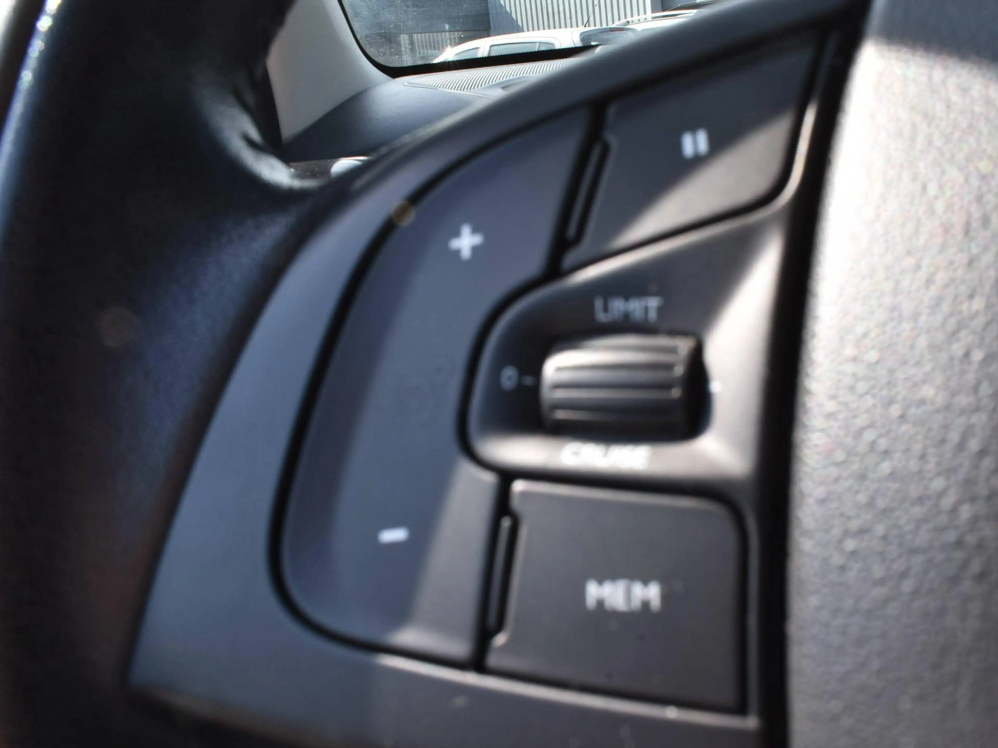 Citroen C4 Cactus 1.2i Shine Edition Day Airco/GPS ***12M GARANTIE***97.000KM!!! — photo 14