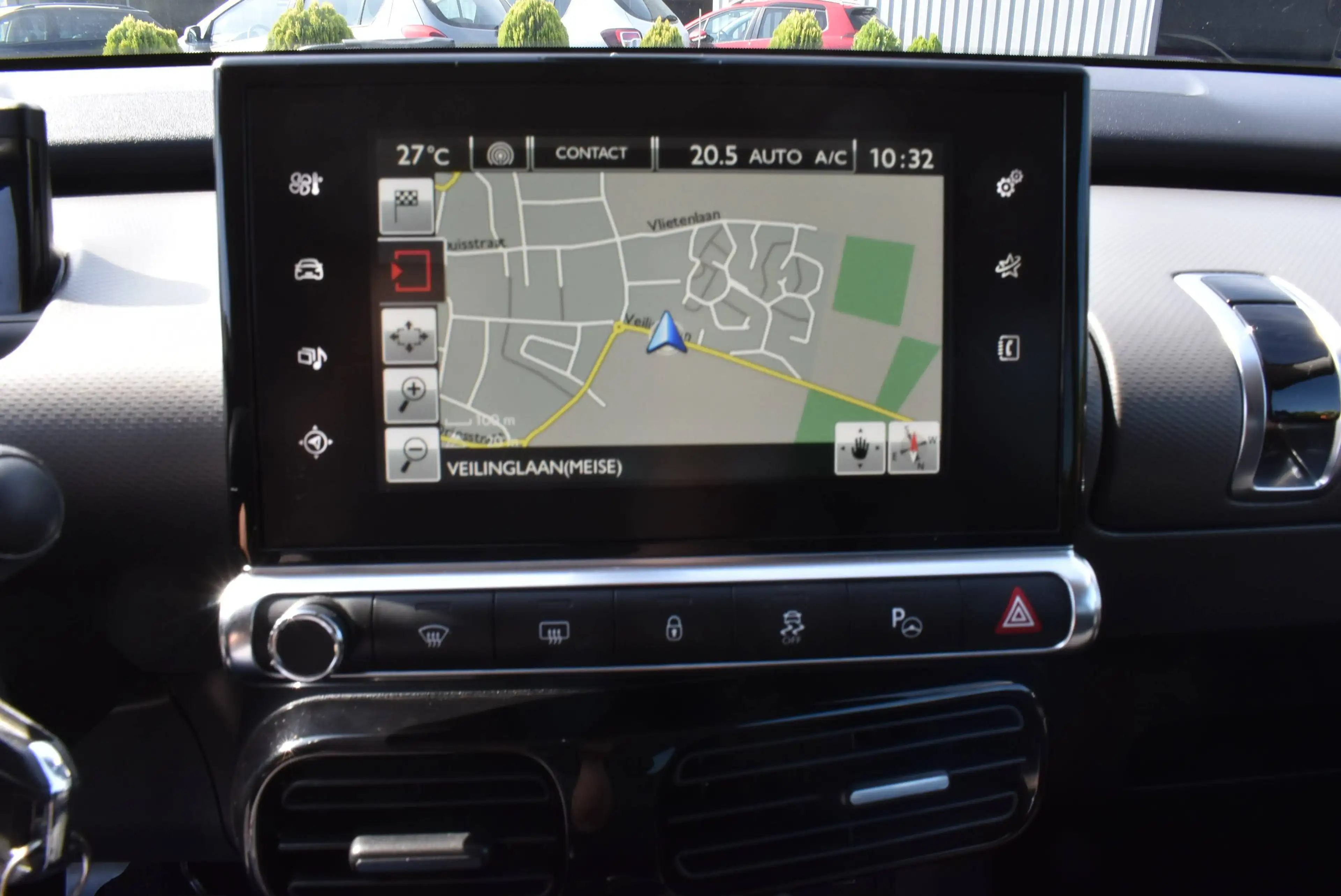 Citroen C4 Cactus 1.2i Shine Edition Day Airco/GPS ***12M GARANTIE***97.000KM!!! — photo 9