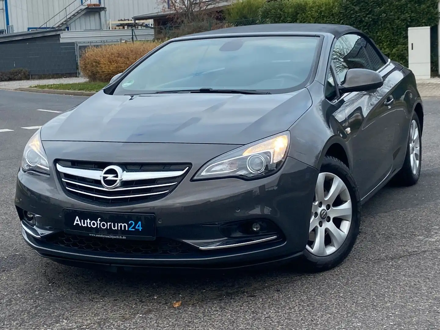 Opel Cascada Edition*Klima*Tempo*PDC*SHZ* Gris - 1