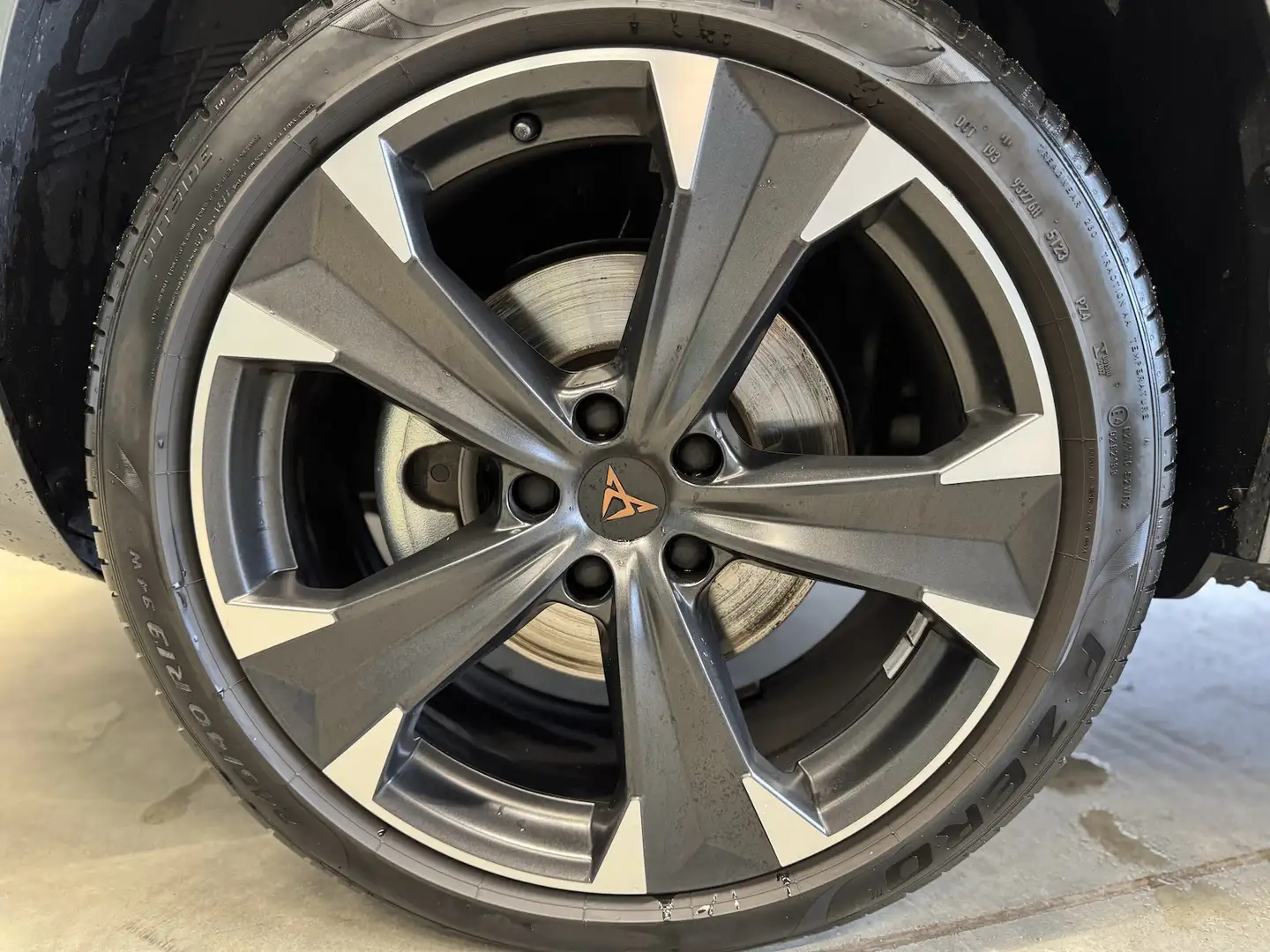 CUPRA Ateca 2.0 TSI DSG 4Drive Pano AHK Assist XL Grau - 2