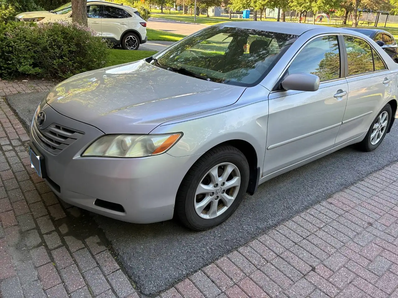 Toyota Camry снимка Toyota Camry