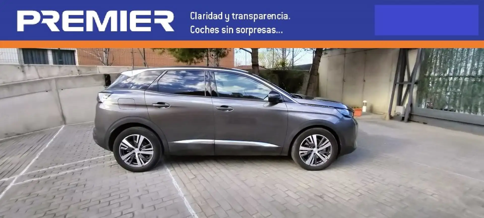 Peugeot 3008 Hybrid 1.6 e-EAT8 ALLURE Gris - 1