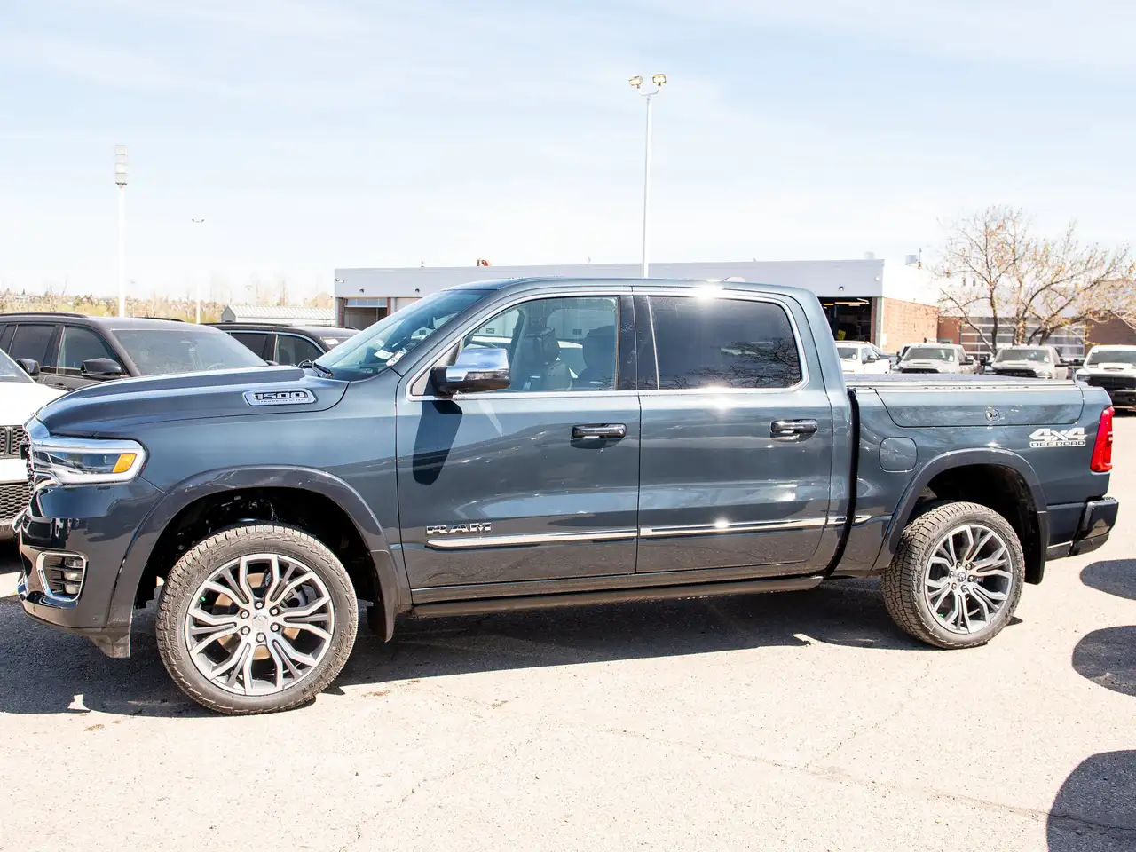 RAM 1500 снимка RAM 1500