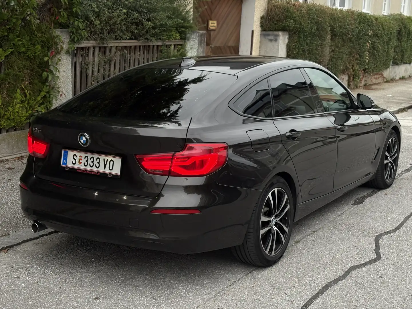 BMW 318 Aut. Gran Turismo Sportline - 1