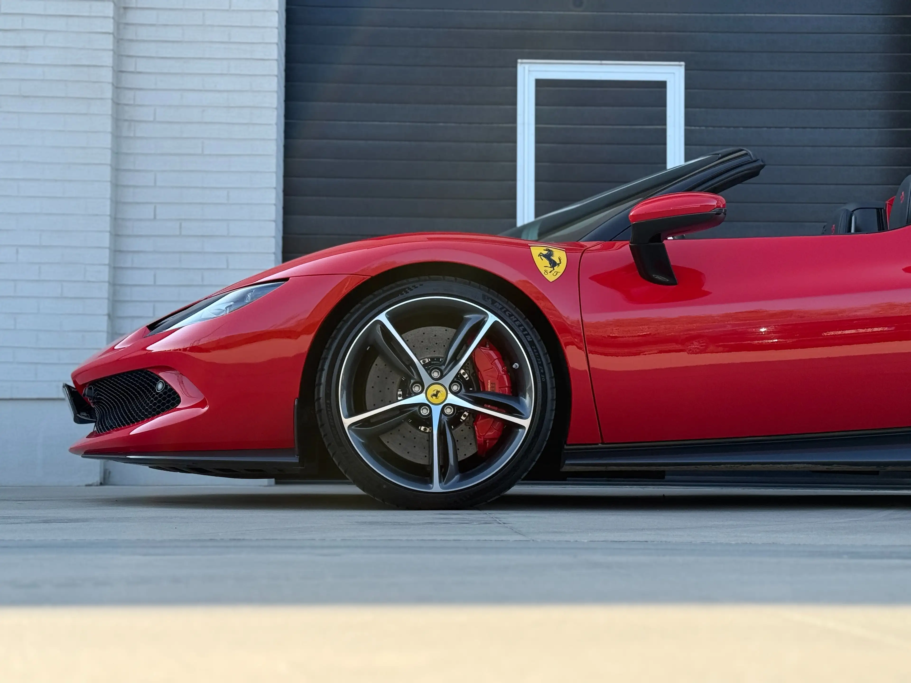 Ferrari 296 GTS LIFT / CARBON / ALCANTARA / DAYTONA / FULL PPF — photo 9