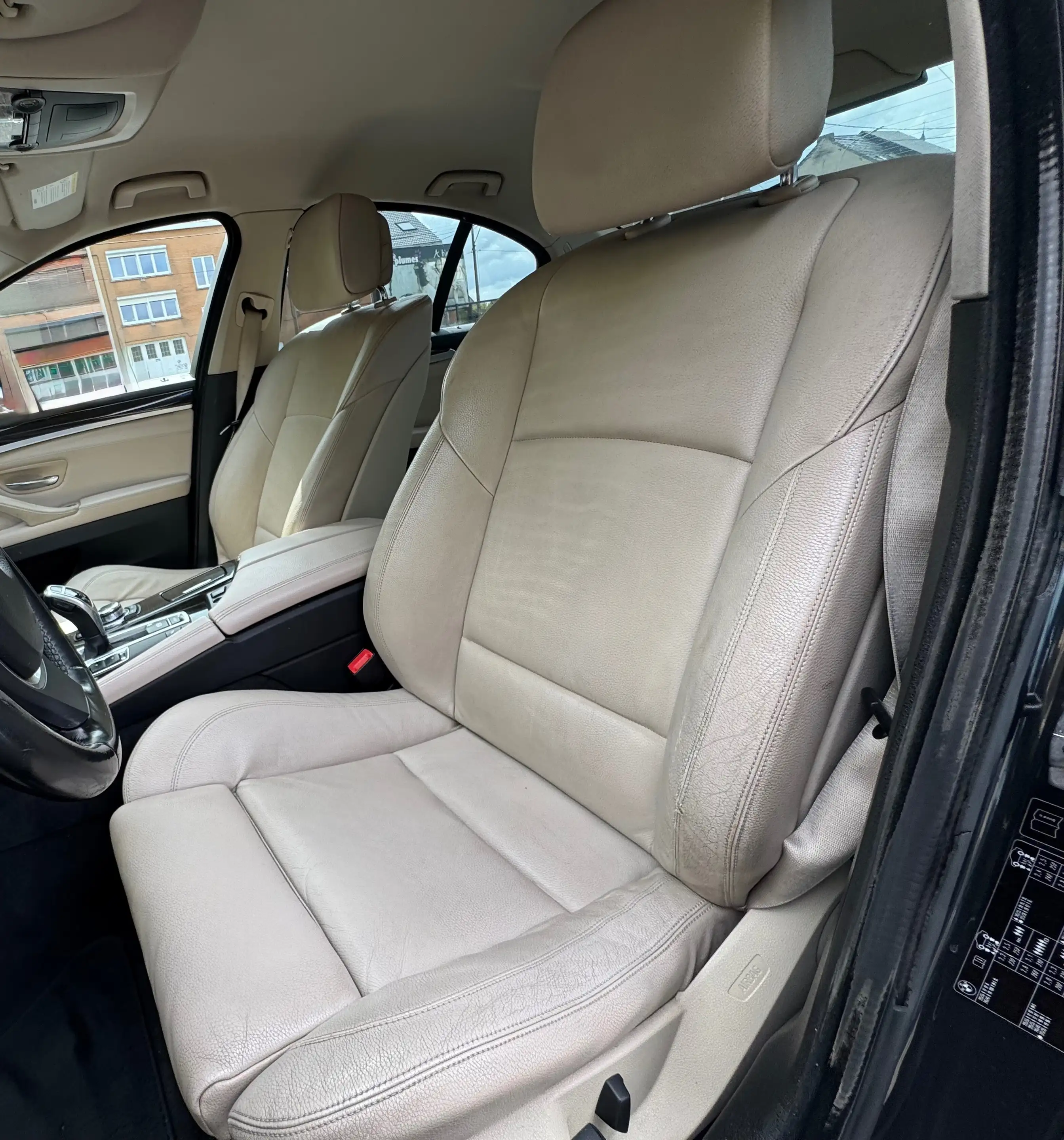 BMW 525 525D // AUTOMATIQUE // CUIR // GPS // CAMERA — photo 11