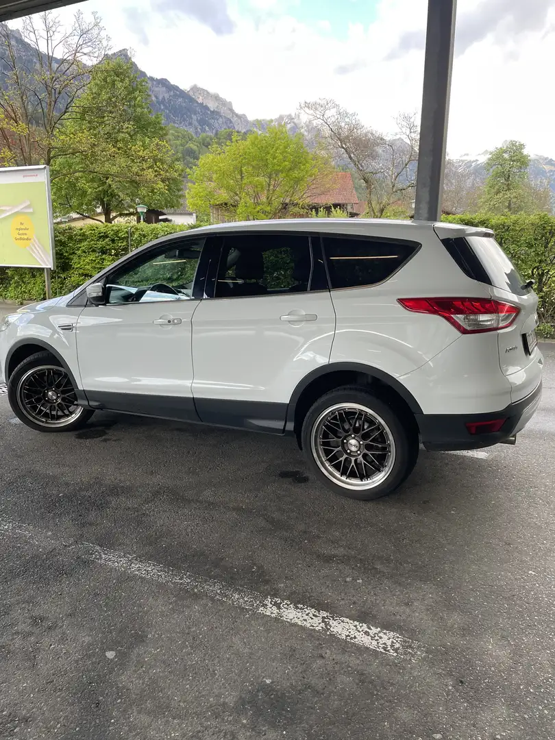 Ford Kuga 2,0 TDCi Titanium - 2
