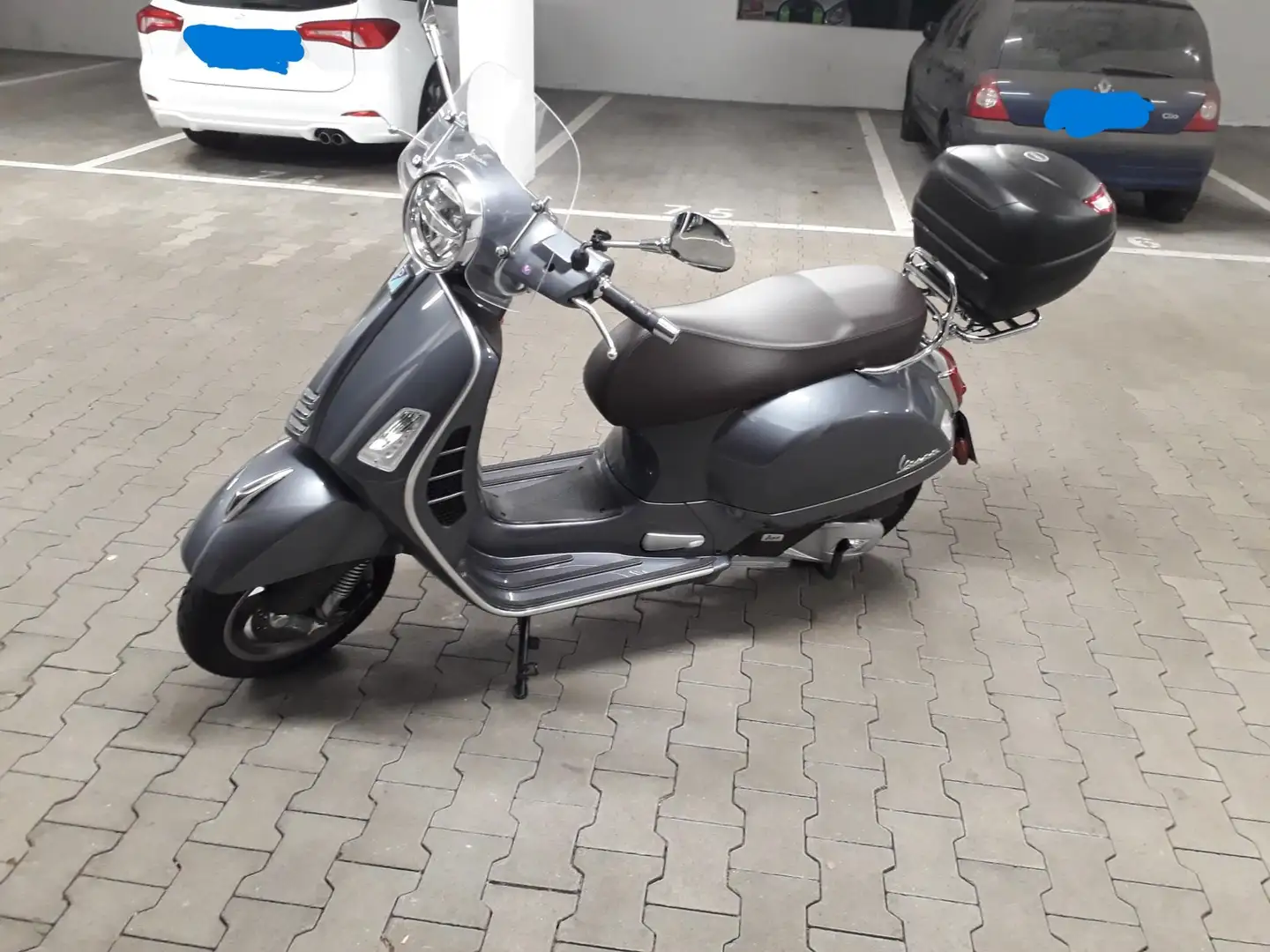 Vespa GTS Touring 125 Garantie bis 07/2026 Grau - 1