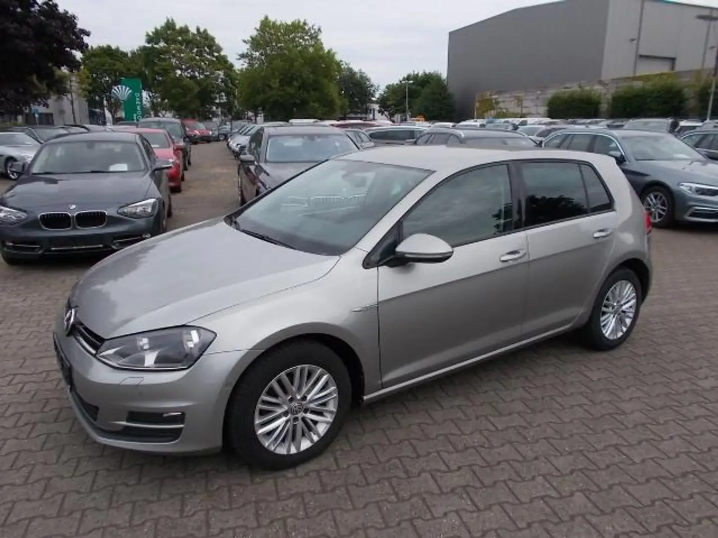 Volkswagen Golf Cup, Navi SHZ Park Ass. Allwetter Plateado - 1
