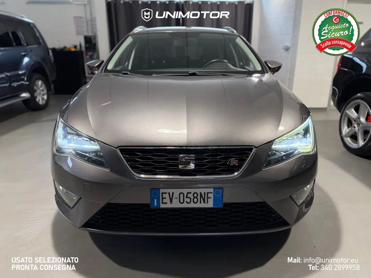 SEAT Leon ST 1.4 TSI 122cv FR Manuale Gris - 2