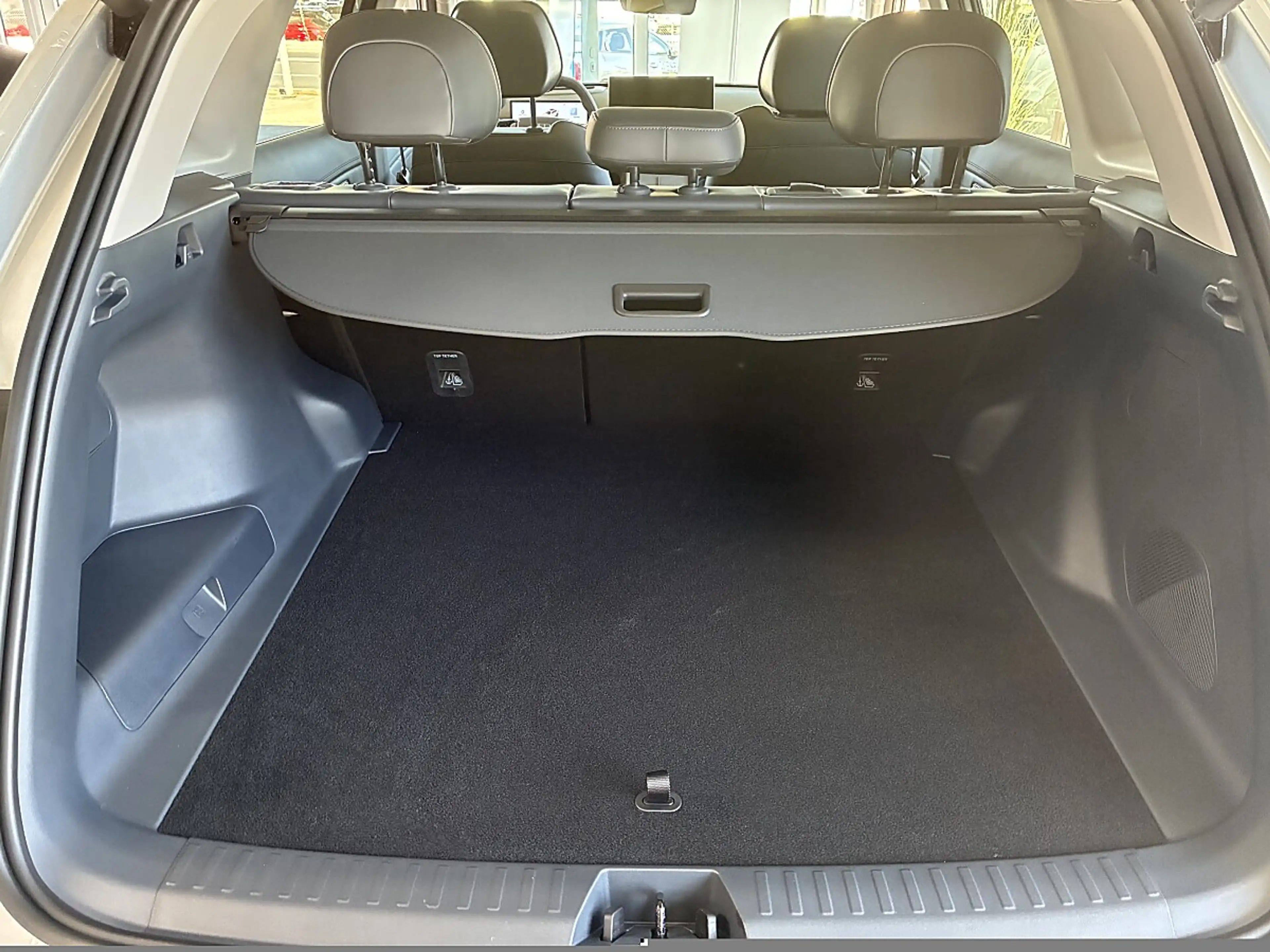 Geely Others Starray EM-i PHEV MAX+ — photo 9