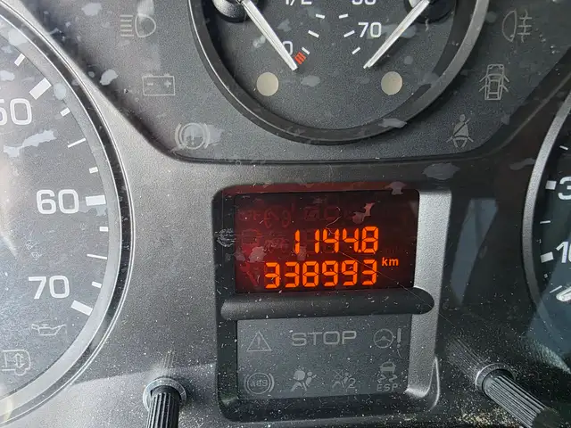 Peugeot Partner view 5