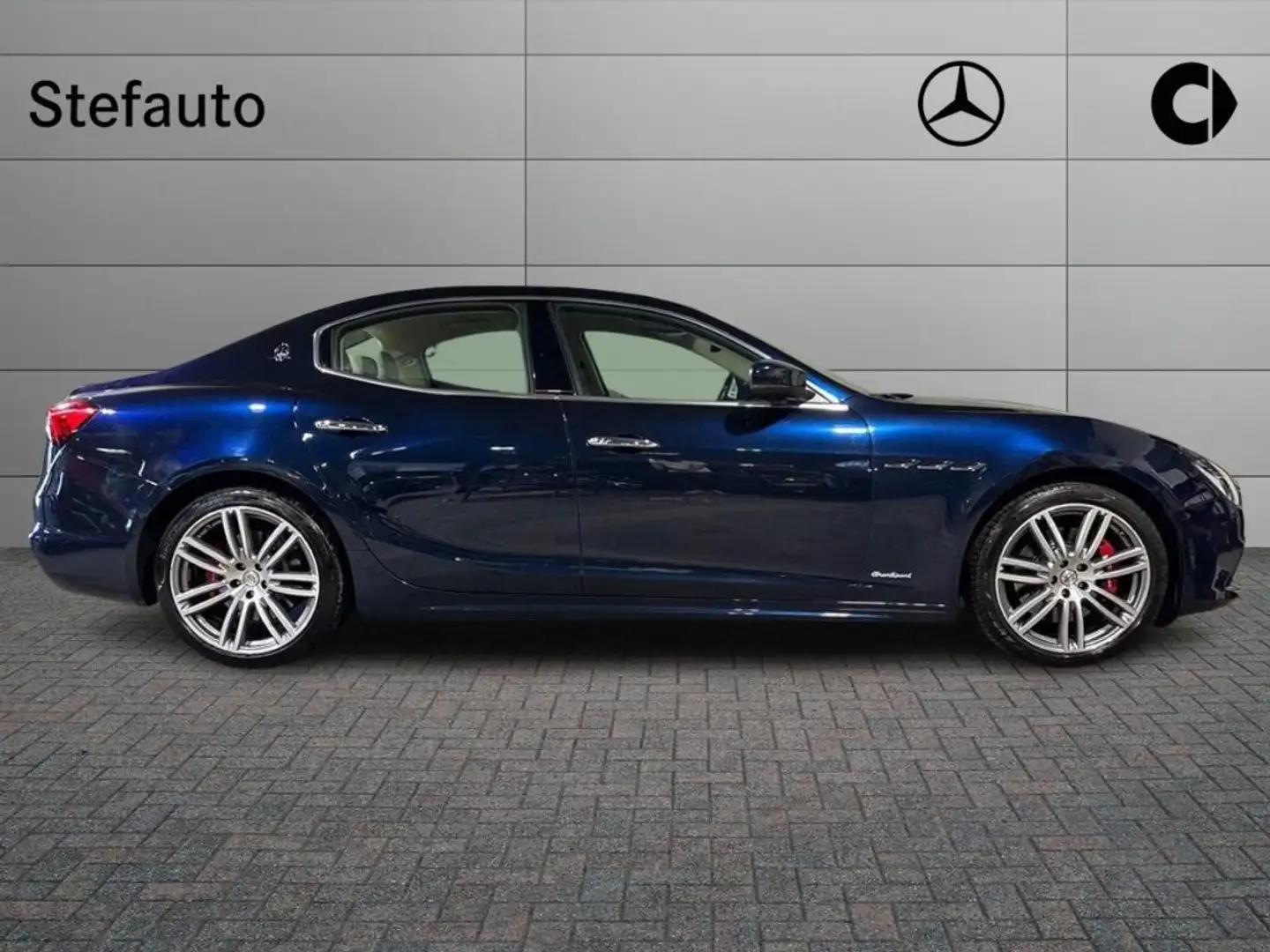 Maserati Ghibli V6 430 CV Q4 Gransport Blu/Azzurro - 2
