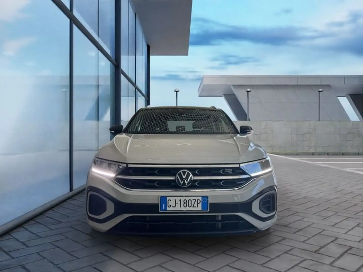 Volkswagen T-Roc 2.0 TDI SCR 150 CV DSG R-Line Bianco - 2