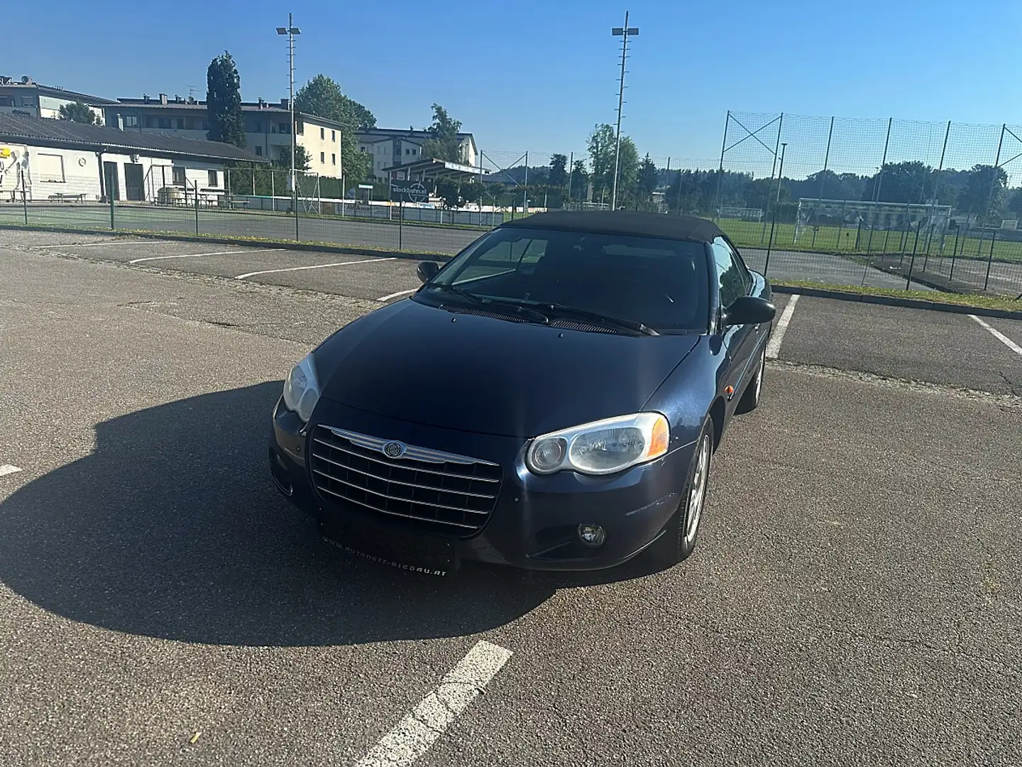 Chrysler Sebring Cabrio 2,7 Aut.*Klima*PDC*e.Sitze*Tempomat* Blau - 1